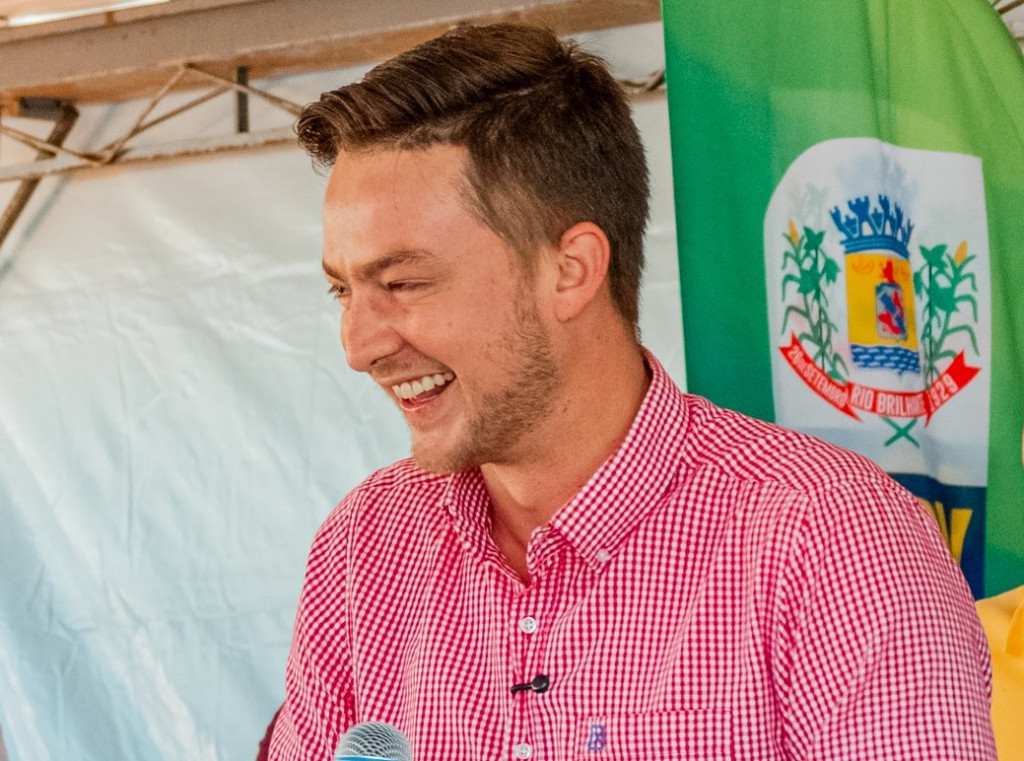 Abandono revela o desgoverno de Foroninho em Rio Brilhante