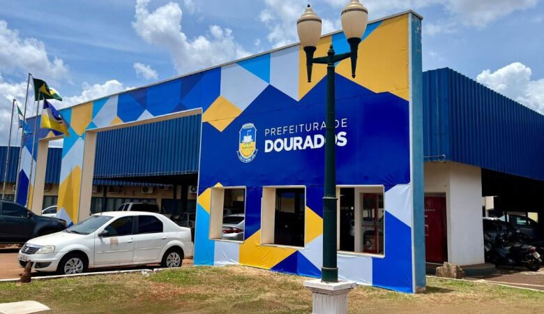 Prefeitura antecipa salários e servidores recebem 12 dias antes do 5º dia útil