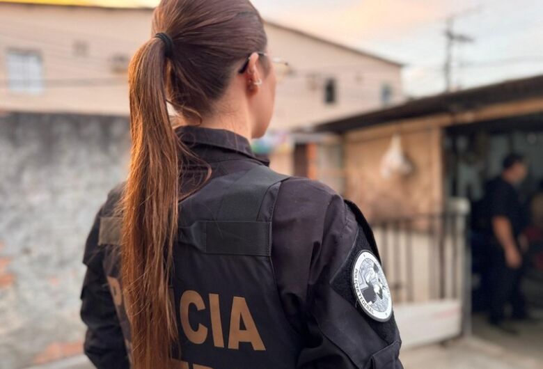 Homem é preso em flagrante em ação contra pornografia infantojuvenil