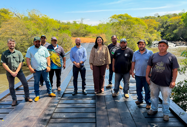 Prefeita Lurdes entrega ponte do Rio Piratini em Caarapó