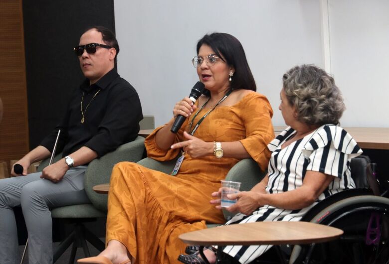 Detran/MS une especialistas em evento sobre trânsito inclusivo