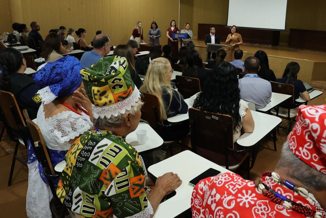 Prefeitura empossa conselheiros municipais e reafirma compromisso com políticas públicas