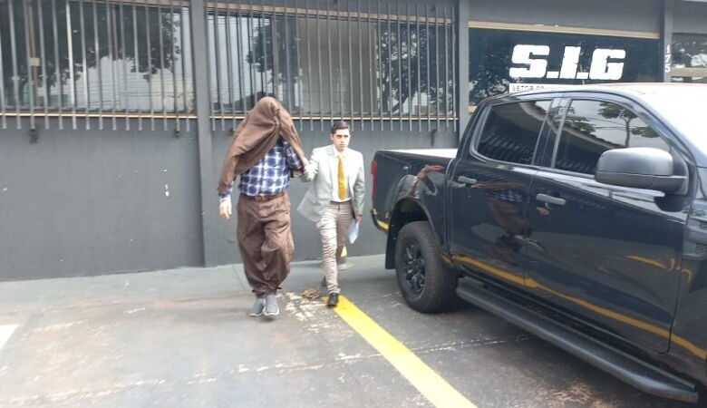 Homem que matou vizinho deixa PED para cumprir prisão na fazenda, com tornozeleira