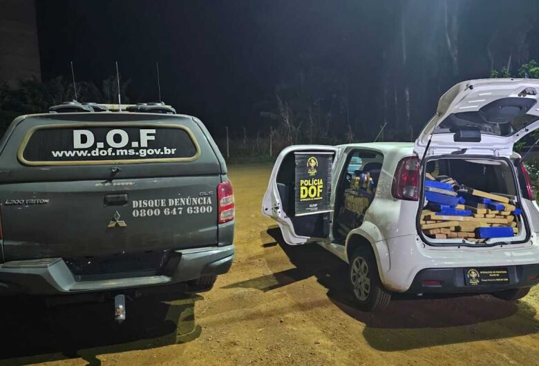 Mais de meia tonelada de drogas é encontrada em carro abandonado