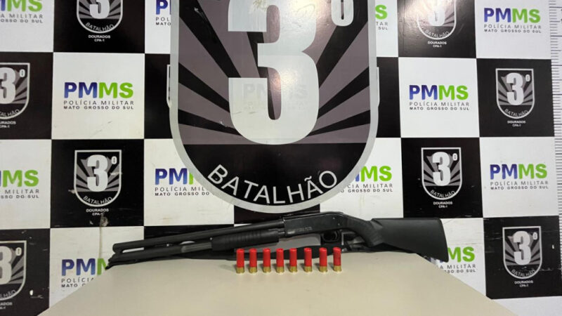 Homem é preso com espingarda e munições após ameaça no Izidro Pedroso