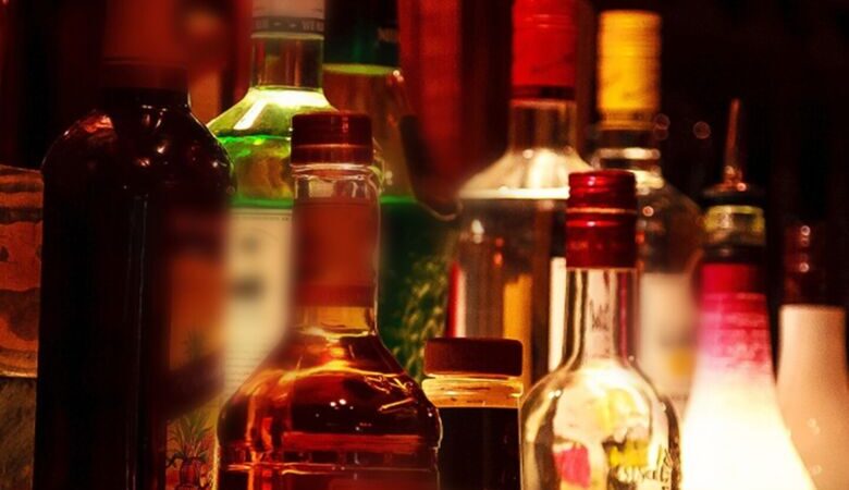 MPMS dá 10 dias para entidades explicarem ações contra bebidas com metanol