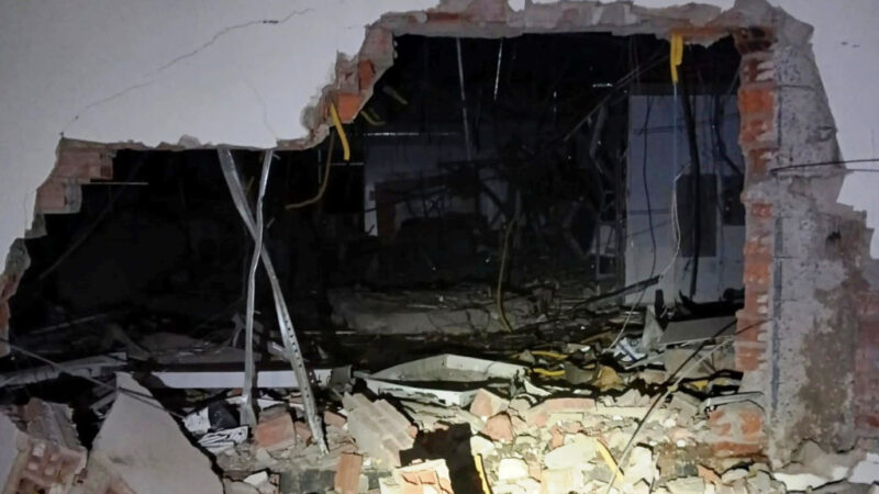 Bandidos explodem agência do Itaú na fronteira e roubam pelo menos 900 mil dólares