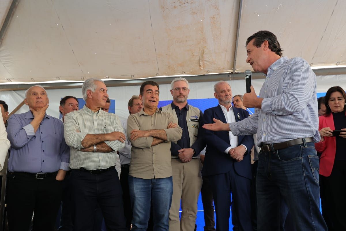 Lideranças políticas destacam potencial de Dourados em inauguração de policlínica