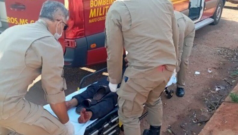 Homem morre após ser perseguido na rua e ferido com tiro na cabeça em Ivinhema