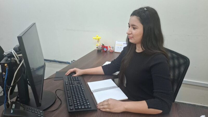 Prefeitura também  oferece formação continuada aos educadores sem vínculo com a Reme