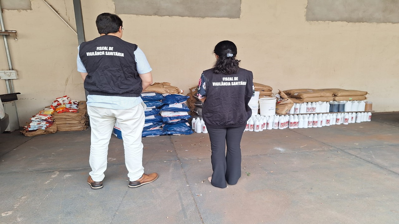 Vigilância Sanitária apreende 659 itens vencidos em empresa de alimentos