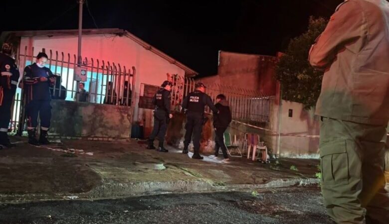 Adolescente é morto com tiro de espingarda na cabeça