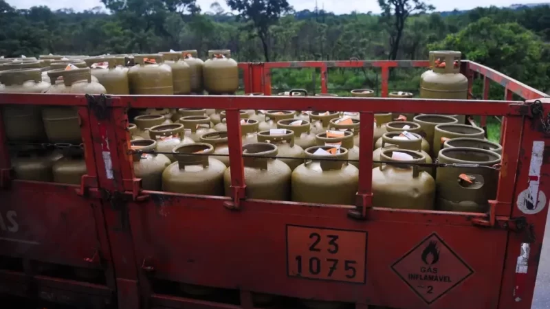 Beneficiários com NIS final 2 recebem Auxílio Gás nesta terça-feira