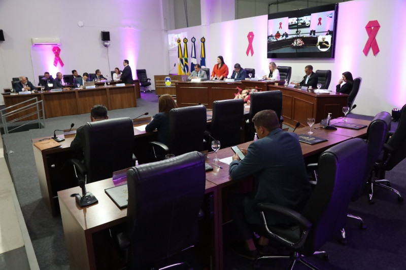 Com 2 sessões seguidas, vereadores aprovam projeto que amplia oferta de moradias populares