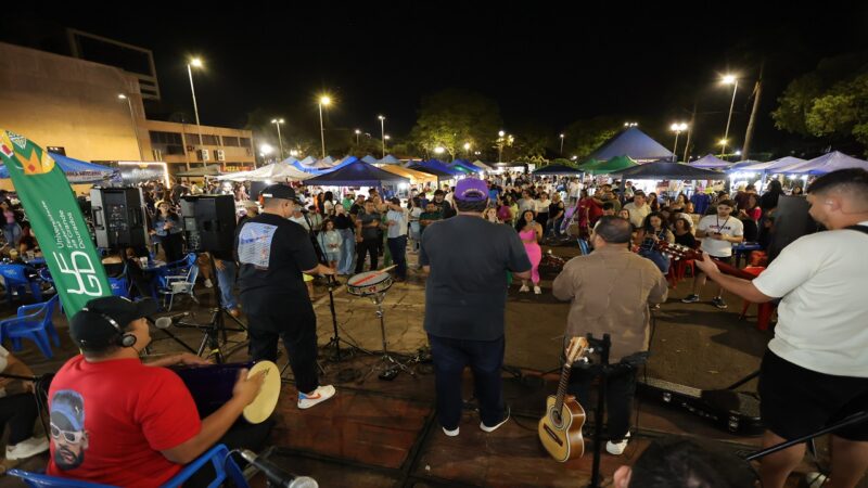 Feira Sabores estreia com grande sucesso e movimenta o Parque dos Ipês 