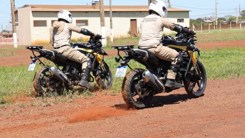 Prefeitura capacita agentes de trânsito para atuarem como motociclista batedor 