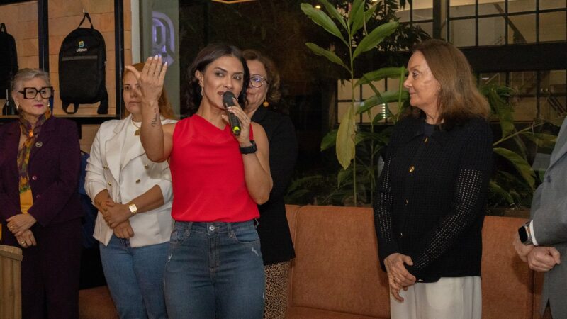 Prefeitura é parceira da Unigran em ação que arrecada água e leite para vítimas de Rio Bonito