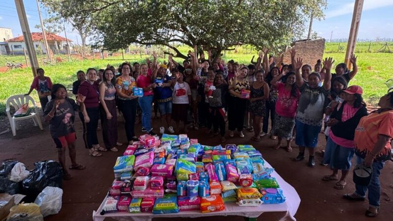 Prefeitura de Dourados entrega absorventes na Aldeia Panambizinho