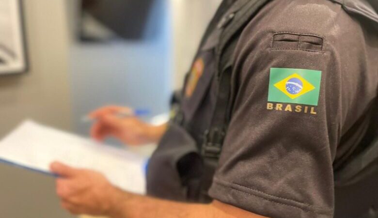 Quadrilha que fraudava documentos para obter Bolsa Família é alvo de operação