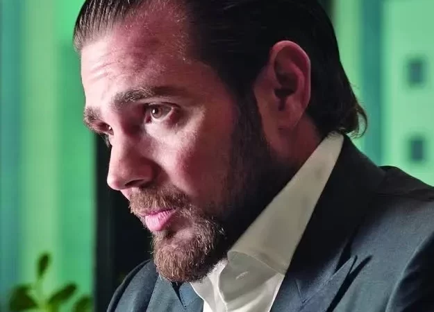 Daniel Vorcaro, dono do Banco Master, é preso pela PF em Guarulhos