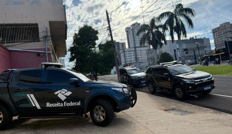 PF e Receita vão às ruas em operação contra contrabandistas