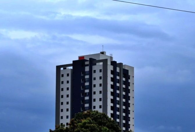 Dourados tem dois alertas de tempestade e deve enfrentar semana de tempo instável