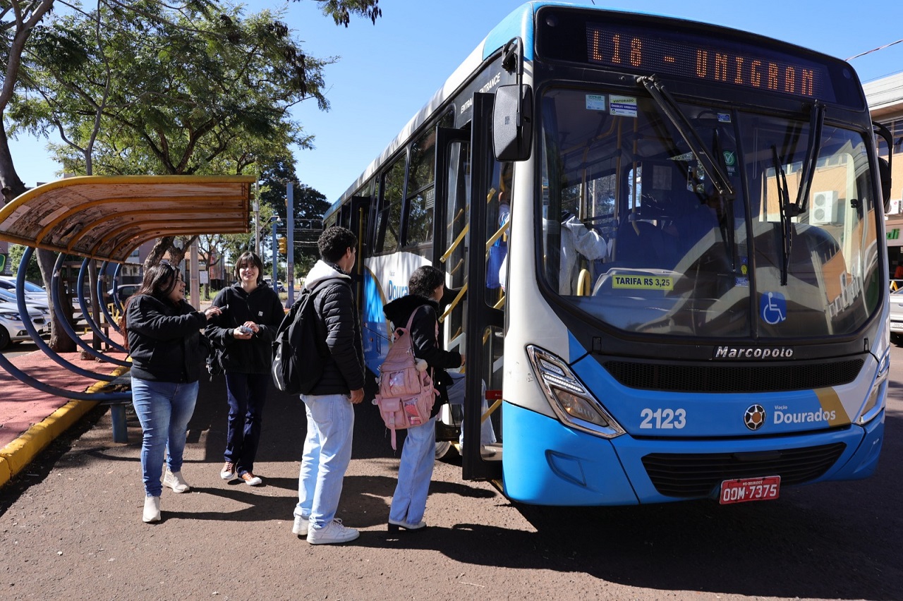 Cadastramento e recadastramento de estudantes para o passe escolar começa dia 12