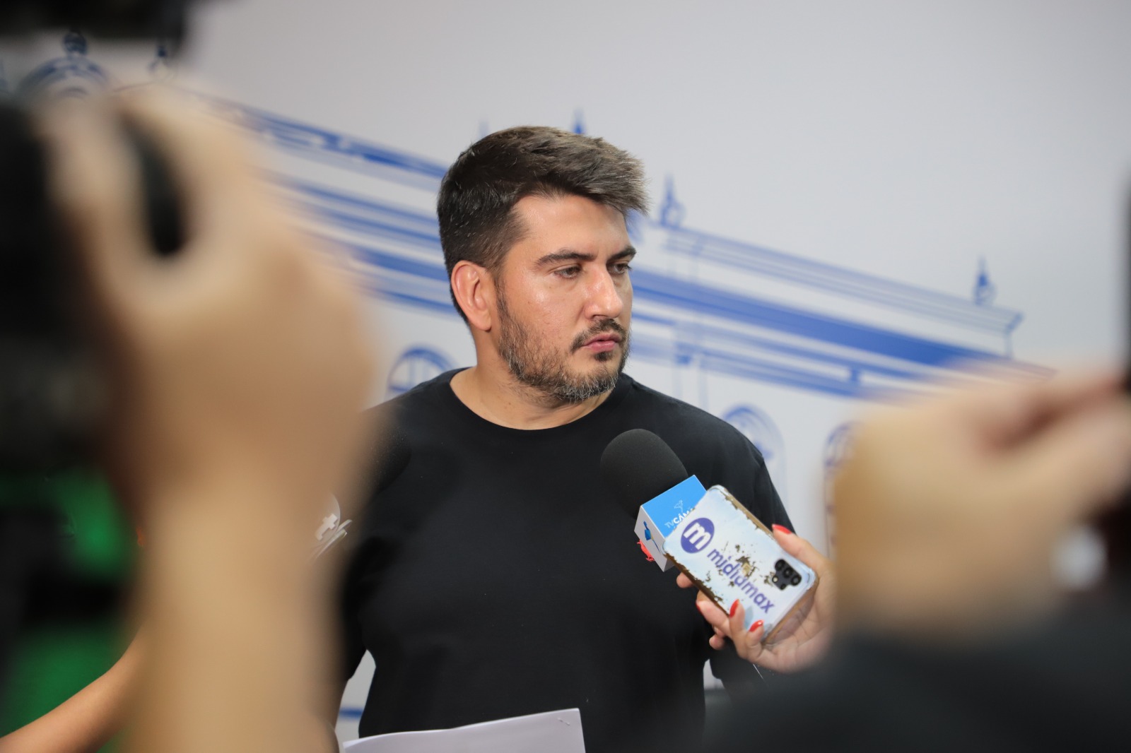 Rafael Tavares protocola pedido de sessão extraordinária para debater aumento no IPTU