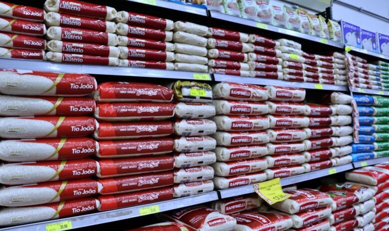 Pesquisa do Procon aponta alta superior a 4% no preço da cesta básica em Dourados