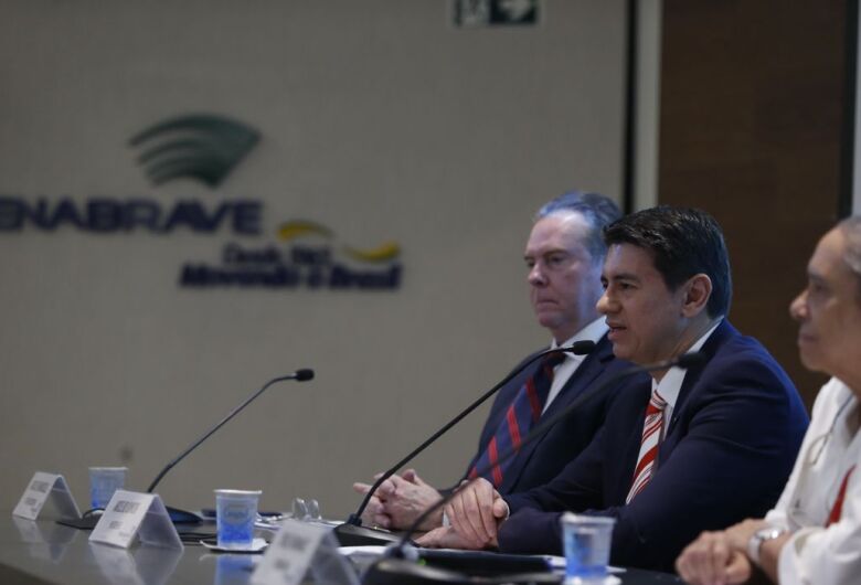 Venda de automóveis e comerciais leves cresce 2,58% em 2025