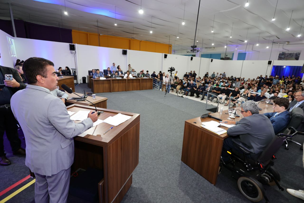 Na abertura do ano Legislativo, Marçal destaca investimentos e união por Dourados