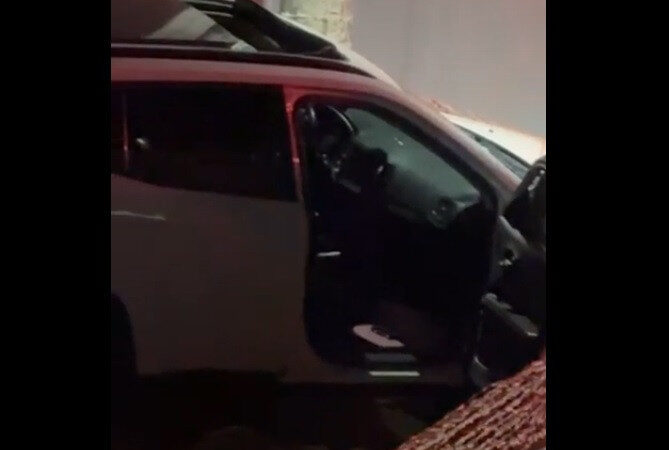 Jovens são baleadas, uma delas na cabeça, durante peseguição em avenida da Capital