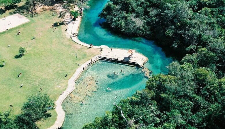 Idoso é preso acusado de importunação sexual em balneário de Bonito