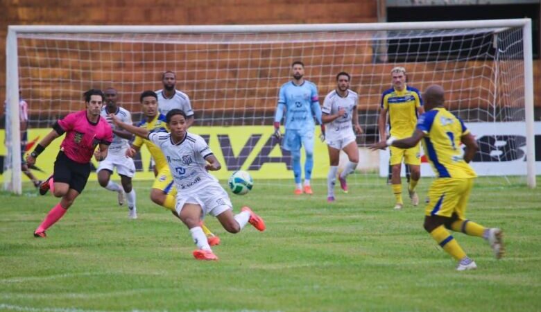Estadual tem rodada completa nesta quarta-feira