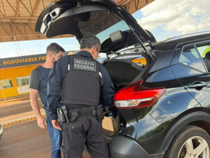 Em 4 dias, Receita apreende R$ 1 milhão em emagrecedores, celulares e cigarro do Paraguai