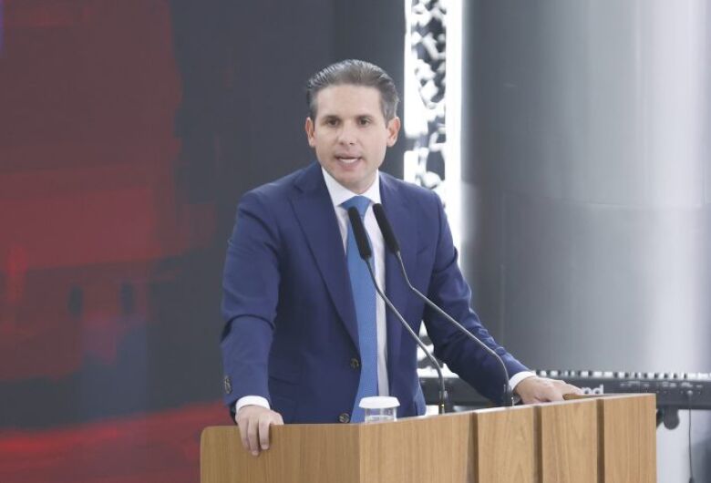 Em evento com empresários, Motta reafirma prioridade da proposta que reduz escala de trabalho