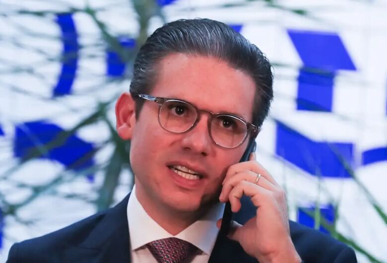 Proposta que acaba com jornada de trabalho 6×1 vai para a CCJ