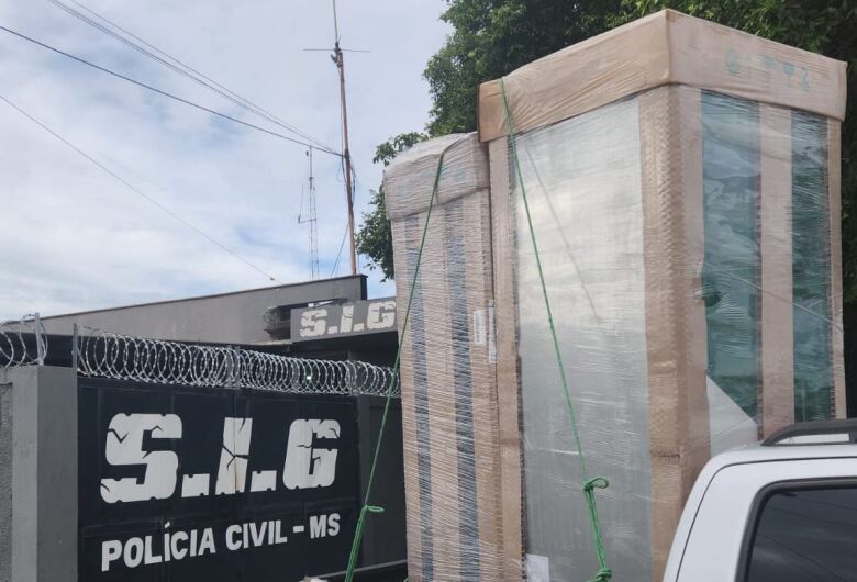 Cervejeiras desviadas de transportadora são recuperadas e homem é preso por receptação