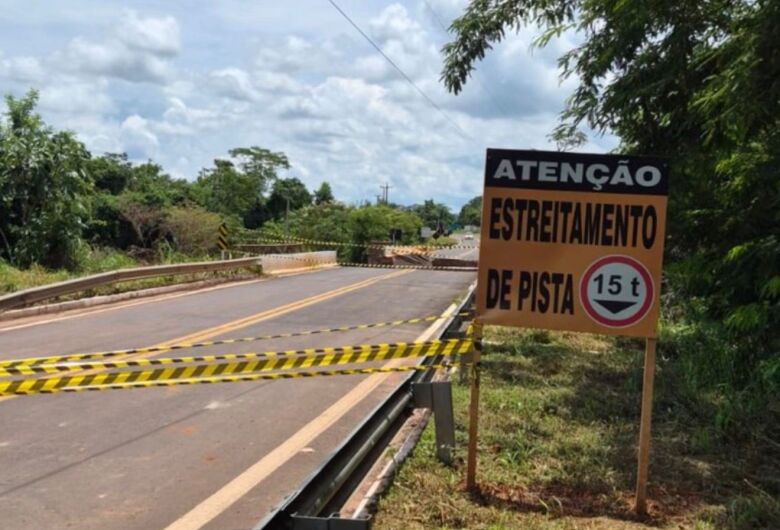 Estado estabelece rotas alternativas e contrato emergencial após ponte desabar com carreta pesada