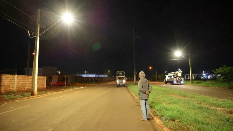 Prefeitura avança com nova iluminação de LED e moradores comemoram “noite que virou dia”
