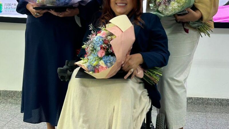 Deputado Rinaldo homenageia mulheres com entrega do Troféu Celina Jallad em sessão solene na Assembleia