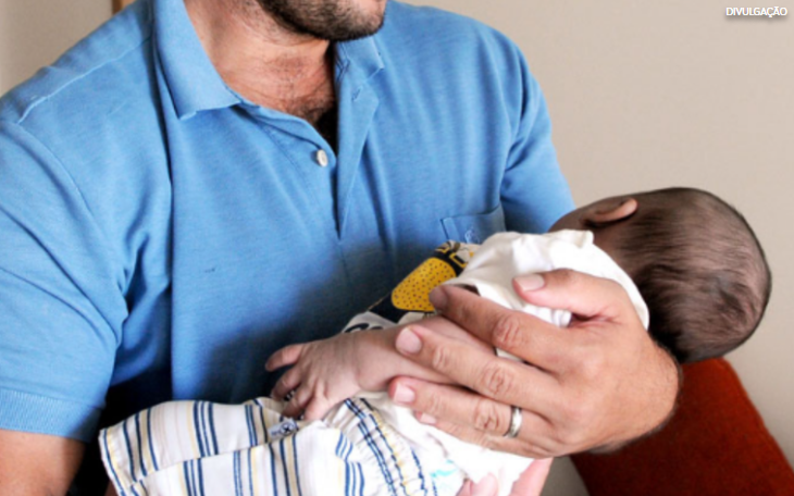 Senado aprova ampliação gradual da licença paternidade, que chegará a 20 dias