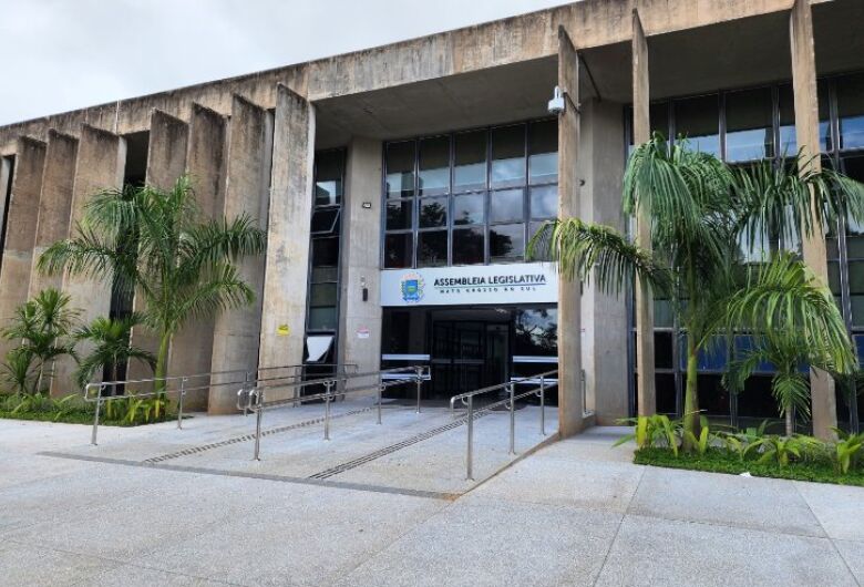 Deputados aprovam projeto de adequação da data-base do Poder Judiciário