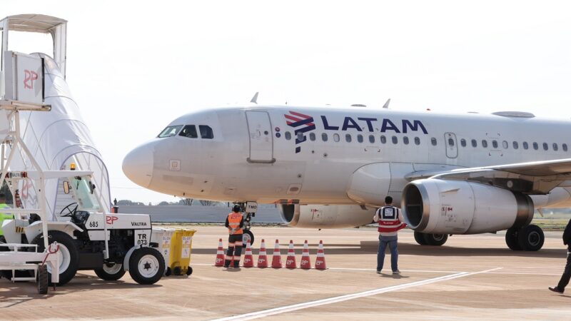 Latam transporta 6.098 passageiros em março e estreia voos diários nesta quarta-feira