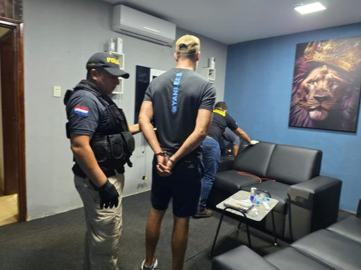 Brasileiro é preso por manter laboratório de drogas em cidade da fronteira dominada pelo crime