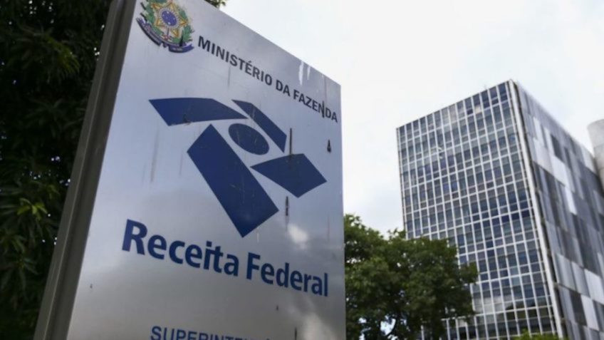 Receita mira irregularidades e pode barrar até R$ 10 bilhões em créditos tributários