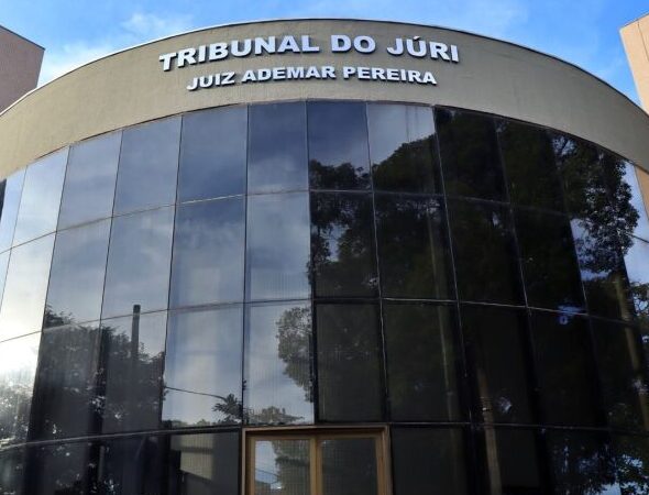Trio acusado de executar mecânico dentro de oficina em Dourados vai a júri popular na quinta