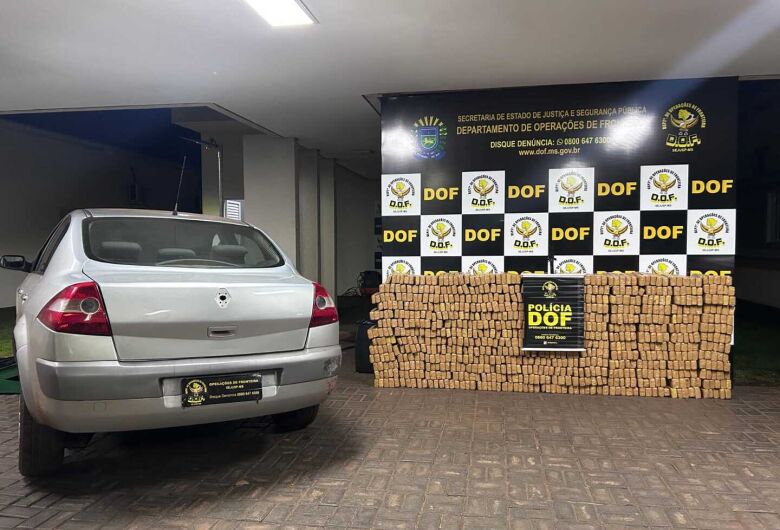 Perseguição termina com apreensão de mais de meia tonelada de maconha