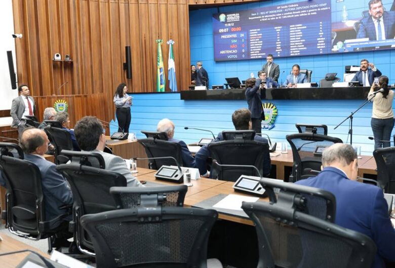Deputados votam quatro projetos na sessão ordinária desta quinta