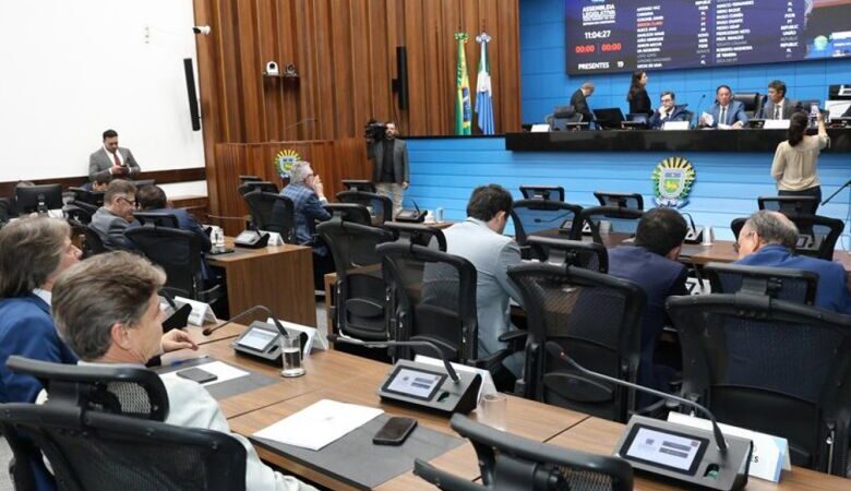 Deputados votam criação de 150 cargos de analista judiciário no Tribunal de Justiça